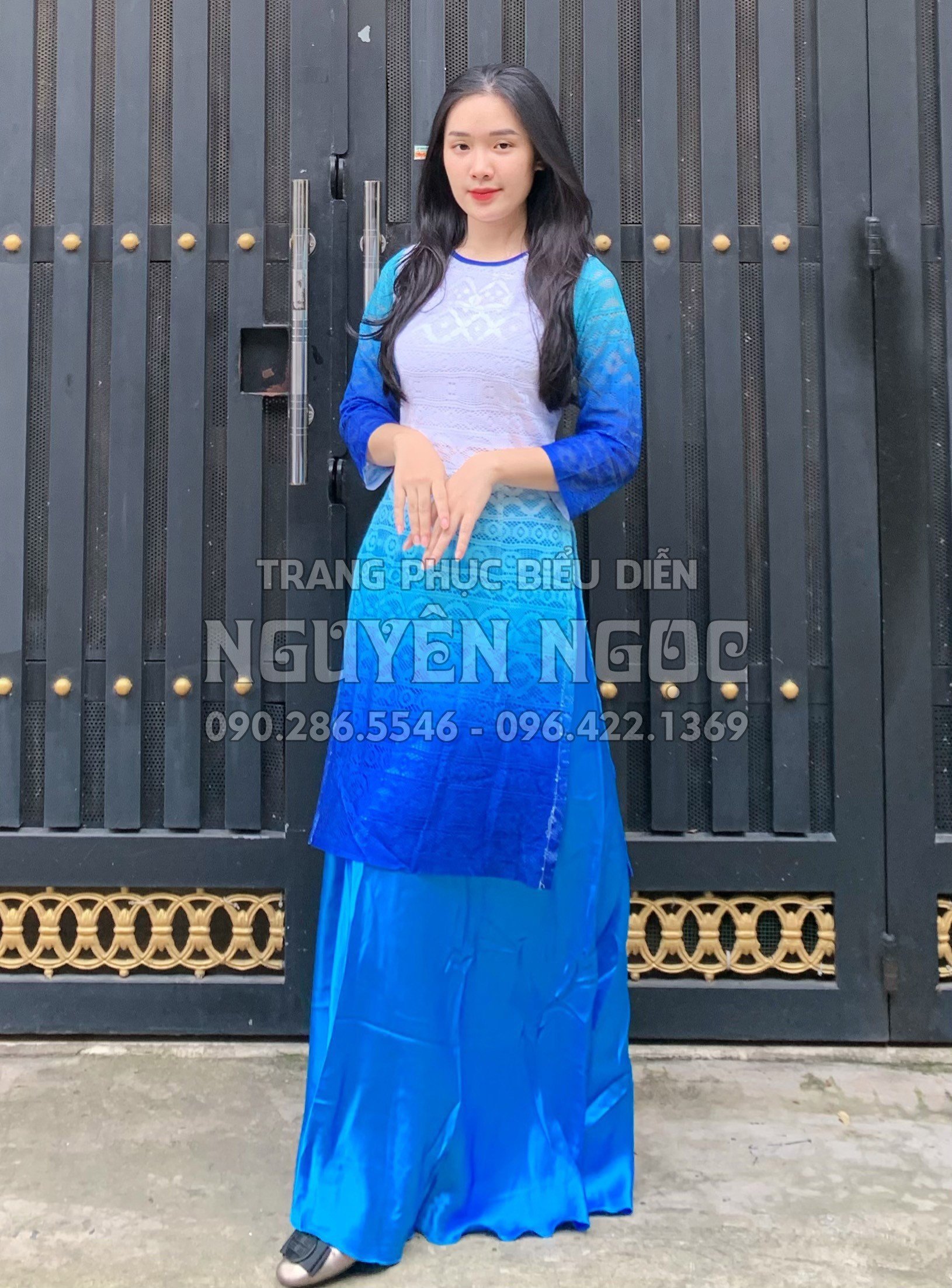 trang phục biểu diễn Nguyên Ngọc