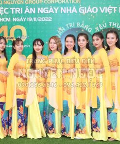 Trang phục áo dài